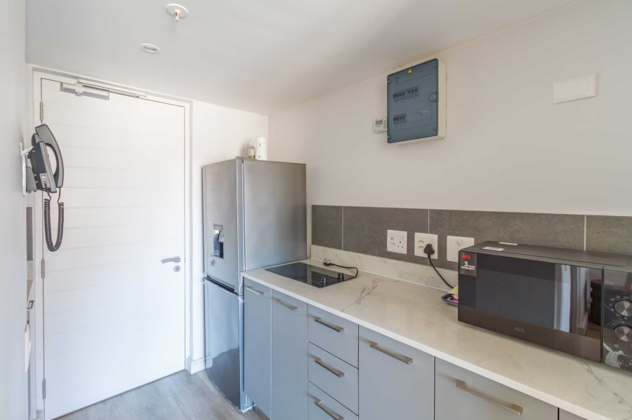 1 Bedroom Property for Sale in Foreshore Western Cape